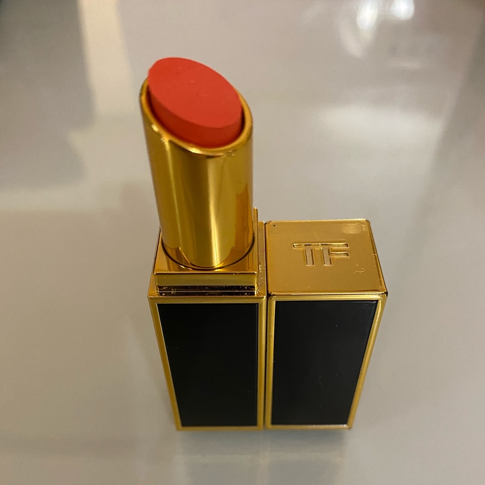 Tom Ford Peche Perfect satin matte lipstick